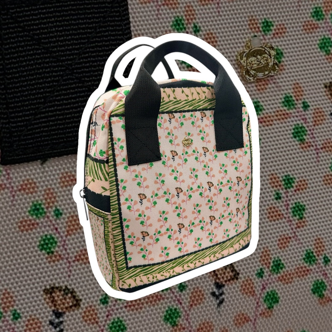 Hand-Painted Insulated Lunch Bag for Women & Men – Custom Art Print by Fashion Designer Maria Echenique – Durable & Lightweight, Made to Order