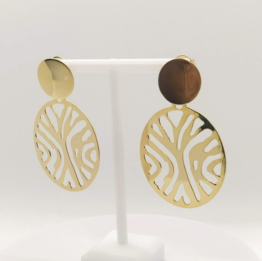 Zebra Gold Earrings. For special occasions. Flourish Collection. Handmade by Ariadna Echenique. Gold plated