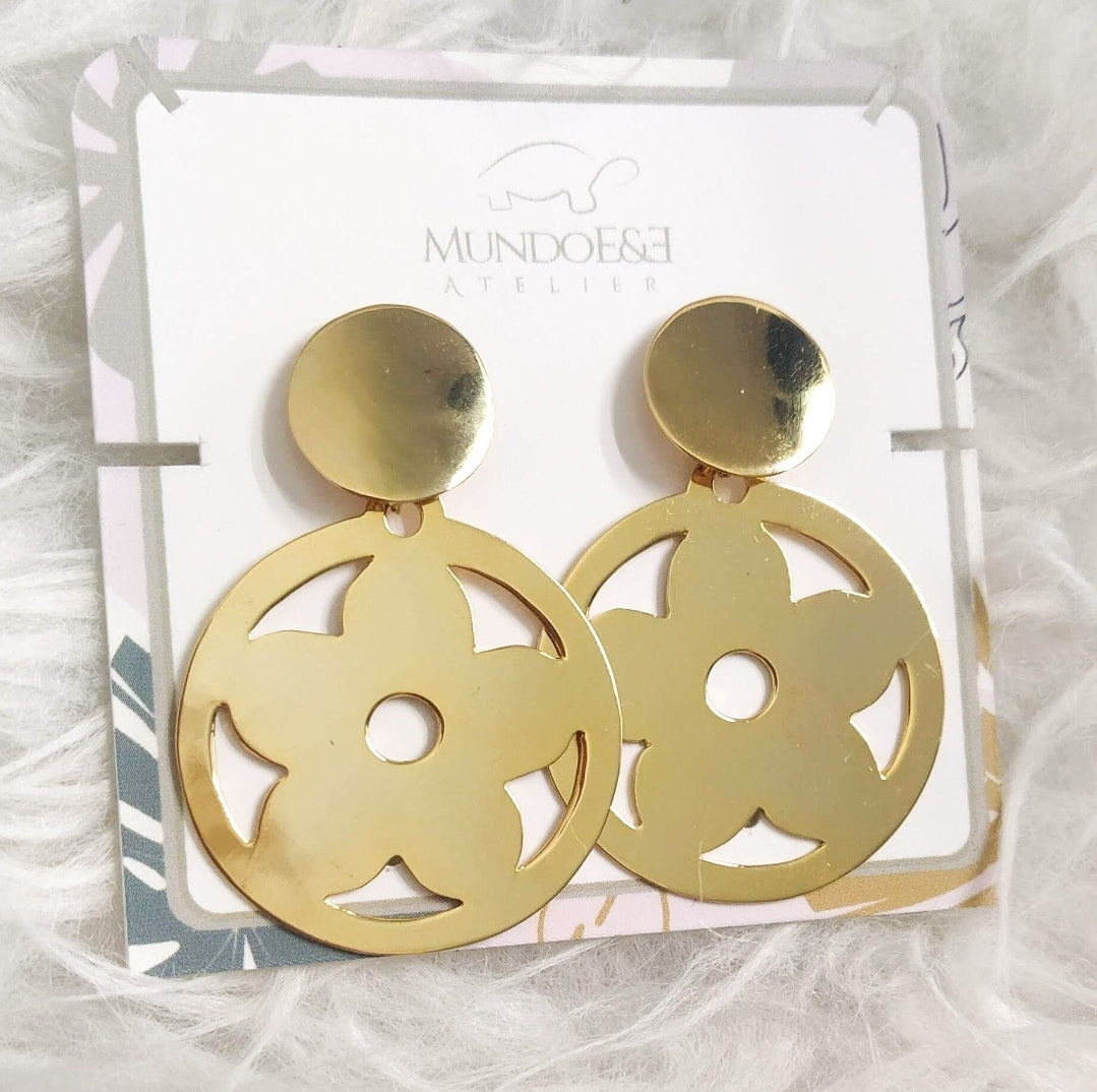Gold Earrings. For special occasions. Flourish Collection. Handmade.