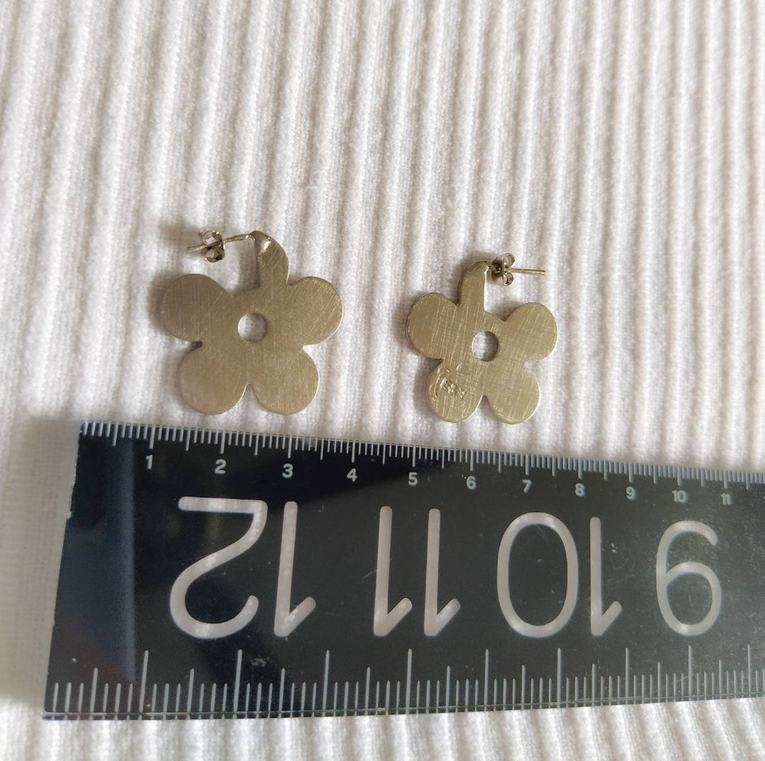 Margarita flower earrings. Handmade. hoop earrings Everyday earrings. Christmas Gift for her