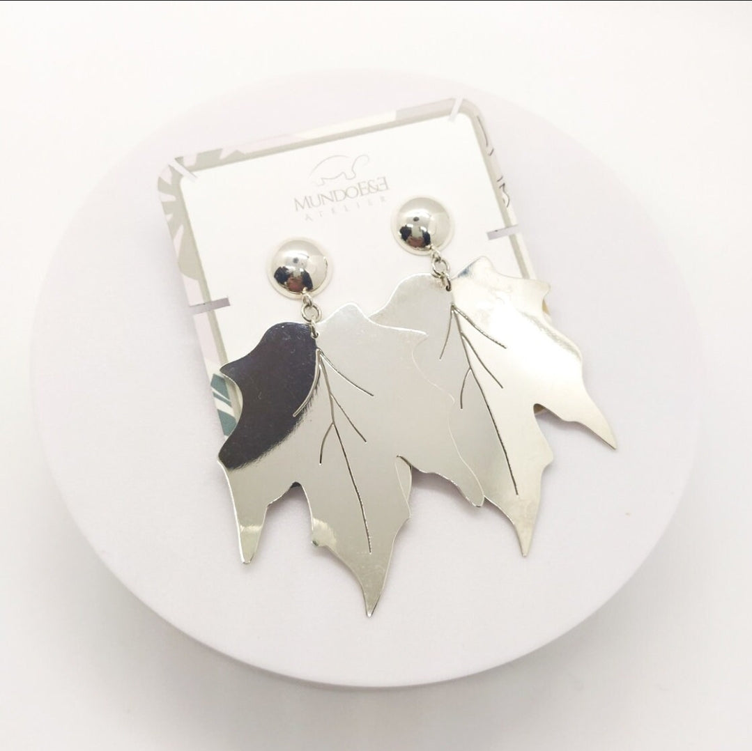 Silver Leaf Earrings. For special occasions. Flourish Collection. Handmade by Ariadna Echenique. Silver plated