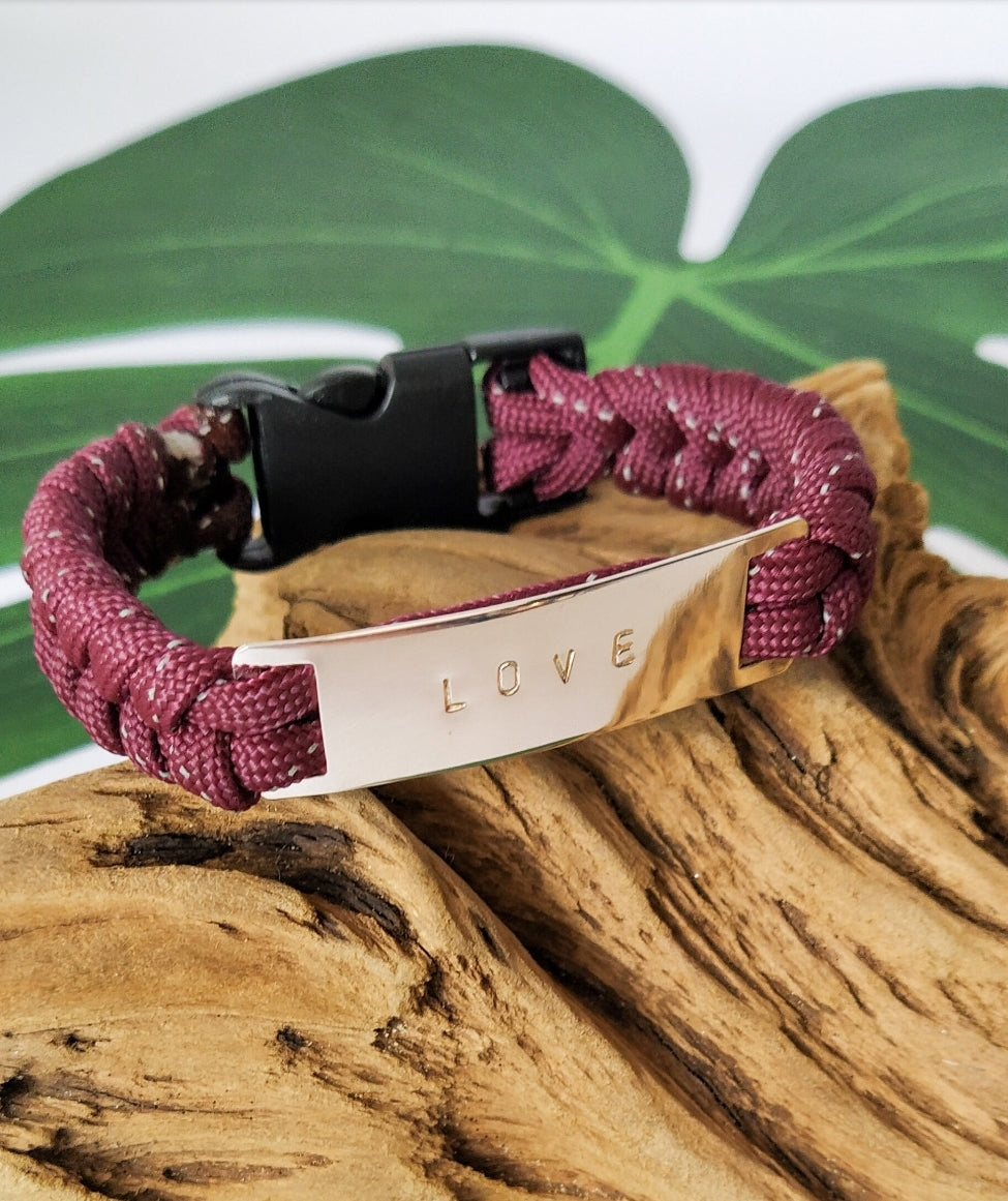 Love Bracelet. For any occasions. Flourish Collection. Handmade by Ariadna Echenique. Silver plated