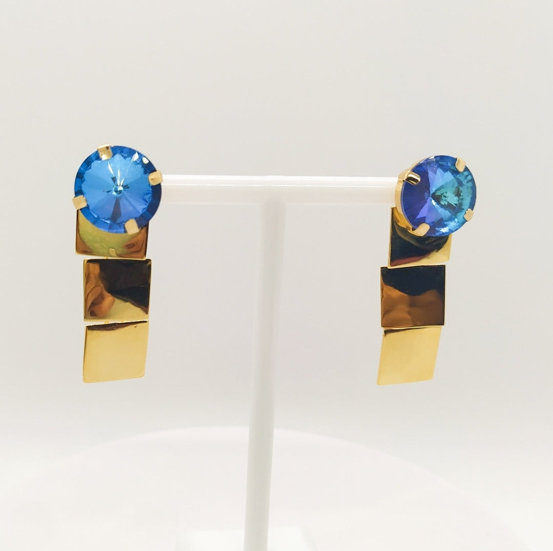 Gold blue crystal 2 in 1 earrings. For special and casual occasions. Flourish Collection. Handmade by Ariadna Echenique. Gold plated